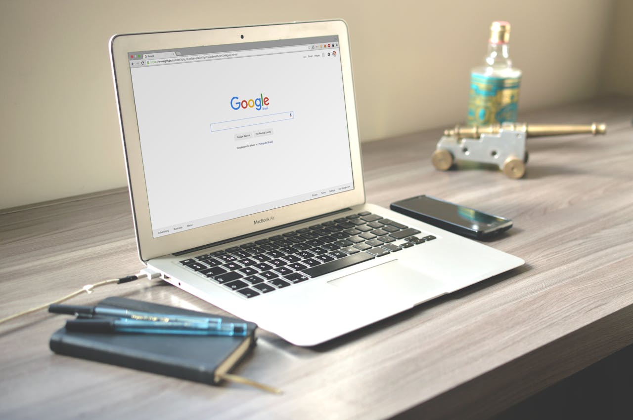 Internet w Łomży dla domu i firmy – na co zwrócić uwagę przy wyborze?
